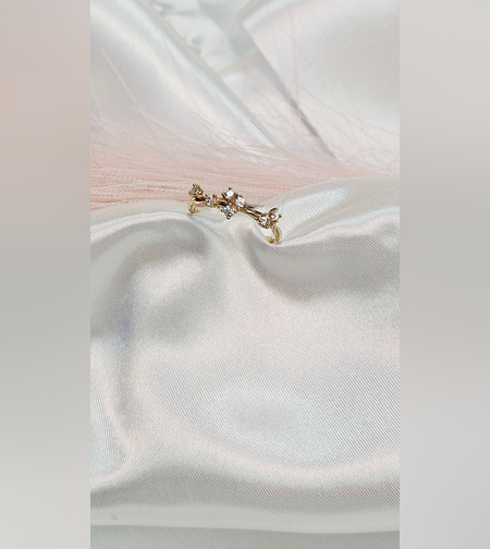 Златен пръстен Романтичен букет с циркони