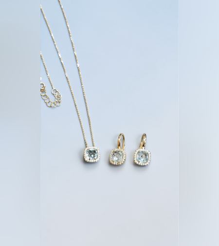 Колие и обеци 