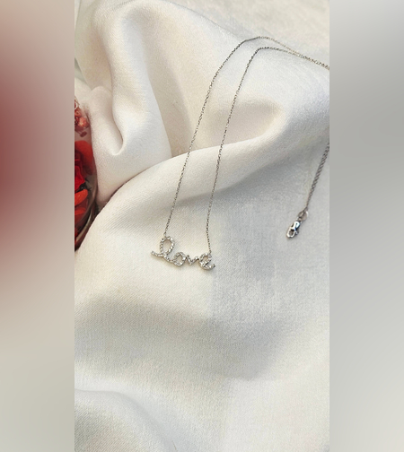 Златно колие от бяло злато 14К с диаманти LOVE