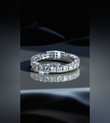 Златна халка с диаманти