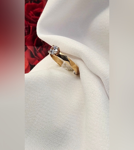 Златен пръстен от розово злато Геометрия на Нежността