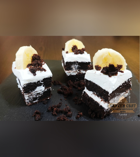 Шоколадови петифури с банан