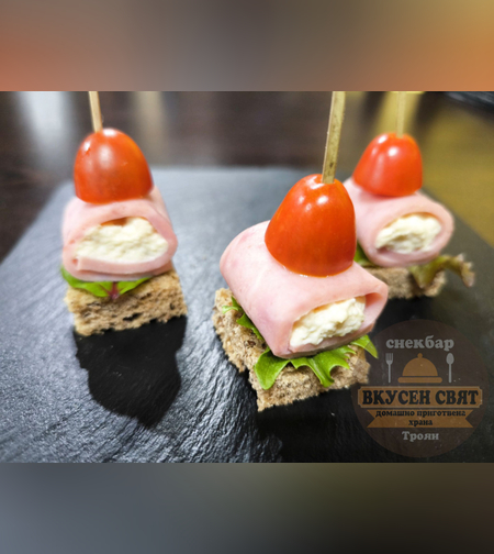 Рулце от свинска шунка и яйчена салата