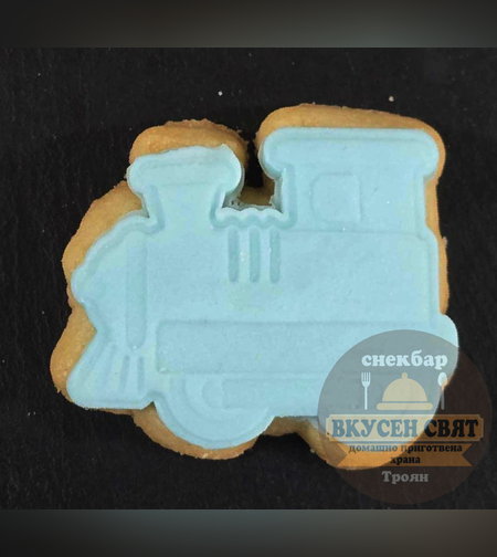 Декорирана бисквитка Синьо локомотивче