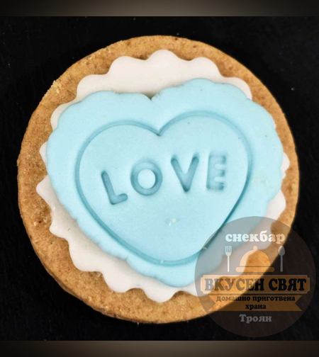 Декорирана бисквитка 