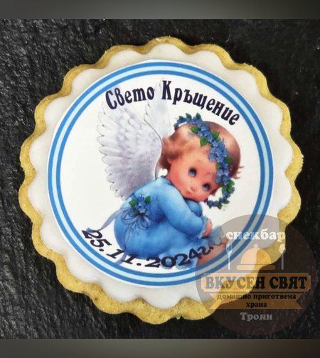Бисквитка с принт Ангелче в синьо с венец