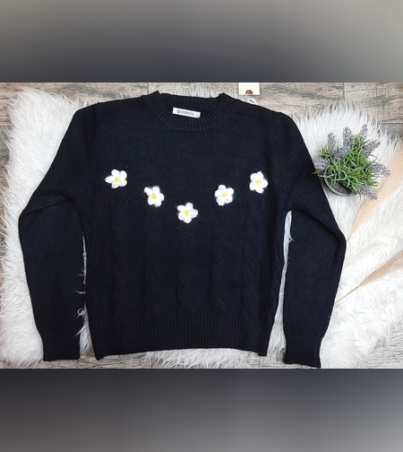 Дамски пуловер Цветя