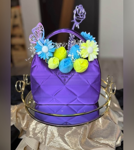 подарък за 8 март 👜 3D принтирани чанти, пълни с ръчно направени цветя