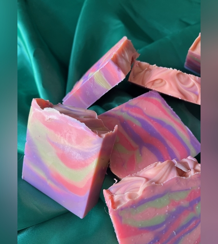 Сладка любов - Сапун, вдъхновен от смирна и тонка