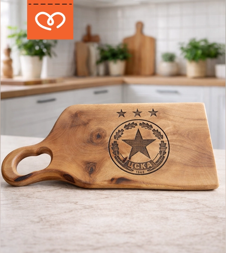 ЦСКА дъска за мезета,  Орехова дъска за подарък, Дървена дъска с лого подарък за футболен фен