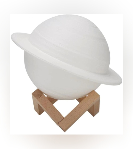 Lampa de veghe cu telecomanda in forma de Saturn 3D Saturn Light 16 culori, alimentare baterii, stand lemn inclus, 15 cm, Flippy