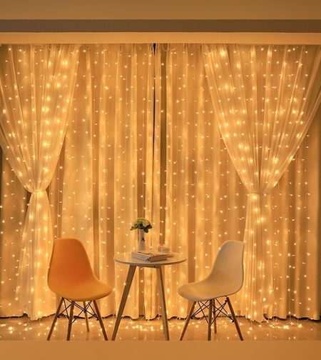 Instalatie Craciun, Tip Perdea, IP44, 2 m x 2 m, 240 LED-uri, Alb cald, 8 jocuri de lumini, Transformator, Interconectabila, Prelungitor 3 m inclus, Fir transparent, Interior/ Exterior, Flippy