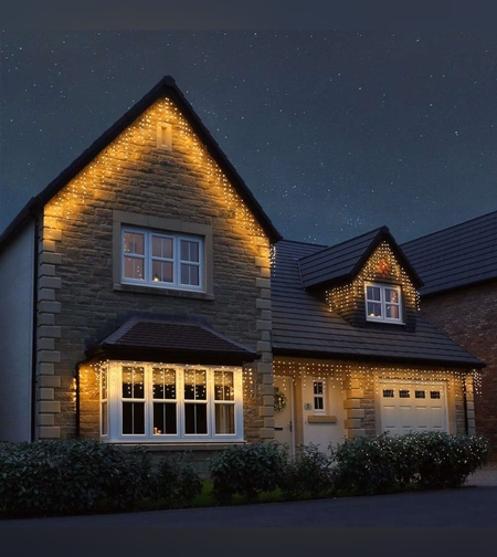 Instalatie Craciun, 3 m, 96 Led-uri ,Franjuri, Alb cald, 8 jocuri de lumini, Transformator cu telecomanda, Interconectabila, Prelungitor 3 m inclus, Fir Transparent, Flippy