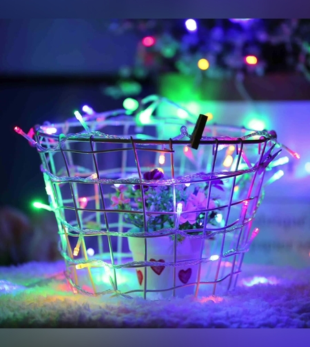 Instalatie de Craciun, Liniara, 1 m, Baterii, 10 LED-uri, Multicolor, 2 Jocuri de Lumini, Fir Transparent, Interior/Exterior, Flippy