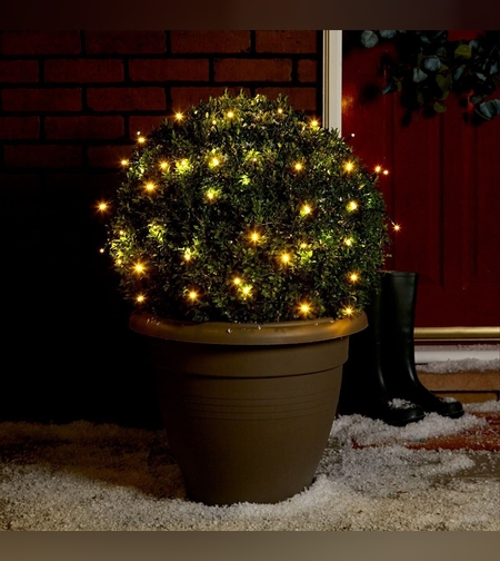 Instalatie de Craciun liniara Yoto, 10 m, din care 1 m cablu priza 220V, 100 LED, 8 jocuri de lumini, controler, fir negru, alb cald