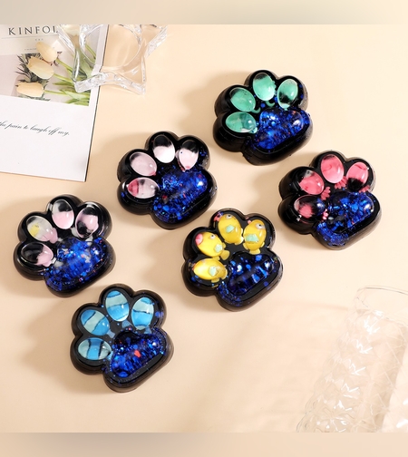 Jucarie Antistres Squishy, Flippy, cu Revenire Lenta, Squeeze Pinch Family, Model Cat Paw, 6.5 x 6 cm, din Tpr, 4-6 Ani, Model 1 Pestisori, Negru cu Insertii