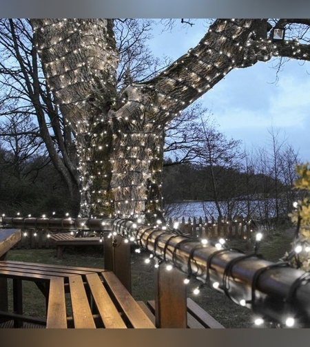 Instalatie Craciun Profesionala de Exterior IP65, 20 m, 200 Led-uri Mari ,Liniara, Alb rece, Interconectabila, Prelungitor 1.5 m inclus, Fir Negru, Flippy