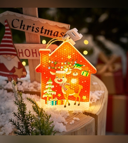 Decoratiune de Craciun Luminoasa in forma de casa, 11.5 x 9.7 cm, cu ren, cu agatatoare, Alb Cald, Flippy