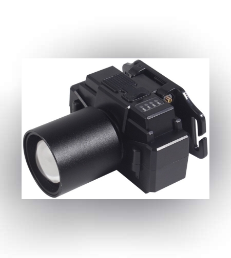 Lanterna LED de Montat pe Cap, Flippy, cu Raza Lunga de Zoom, Far Telescopic, Reglabil, Rezistent la Apa, pentru Pescuit in Aer Liber, Camping, Lumina Puternica, Lanterna, 7x4.5x6 cm, Negru
