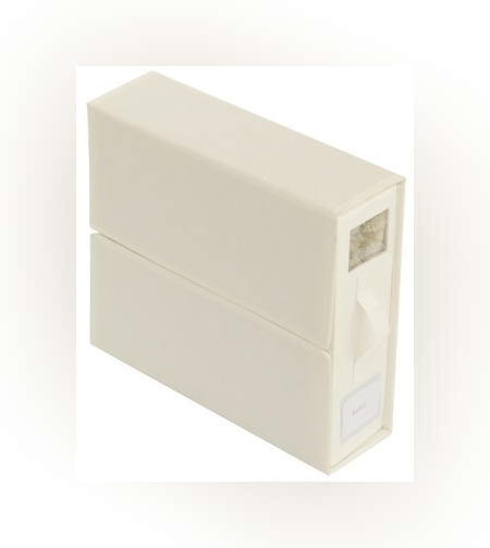 Cutie Depozitare Lenjerii de Pat, Flippy, Pliabila, Capacitate 18l, 38x33x12 cm, din Panza Oxford cu PP Incorporat, Fereastra Vizibila, Alb Ivoir