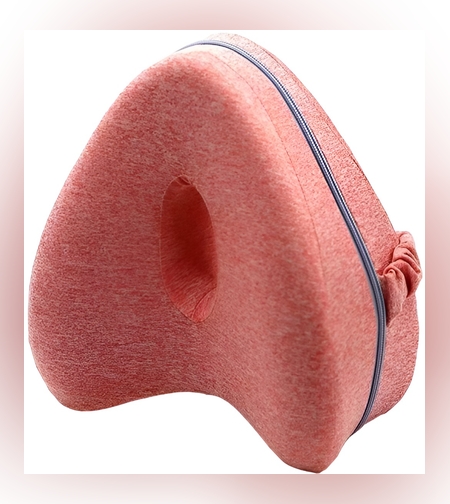 Perna Ortopedica pentru Picioare, Flippy, Multifunctionala, Confortabilă, in Forma de Inima, Spuma cu Memorie, Curea Anti-cadere, 25x23x13 cm, Roz