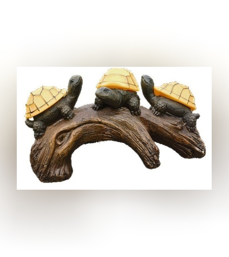 Decoratiune Ornament pentru Gradina, Flippy, Decoratiune pentru Gradina, Model 3 Broscute Testoase Asezate pe Bustean, Lumini LED Alb Cald, 22 x 12 x 15 cm, Negru