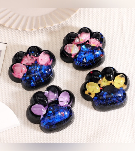 Jucarie Antistres Squishy, Flippy, cu Revenire Lenta, Squeeze Pinch Family, Model Cat Paw, 6.5 x 6 cm, din Tpr, 4-6 Ani, Model 5 Meduze, Negru cu Insertii