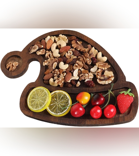 Farfurie cu Tematica de Craciun, Flippy, din Lemn, Margini Rotunjite, Model Caciula de Mos, Maro