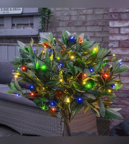 Instalatie de Craciun liniara Yoto, 17 m, din care 1 m cablu priza 220V, 200 LED, 8 jocuri de lumini, controler, fir negru, multicolor