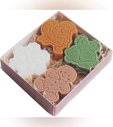 Set 4 Lumanari Parfumate, Flippy, Tema Craciun, din Parafina, 10.2 x 9.1 x 2.7 cm, Multicolor