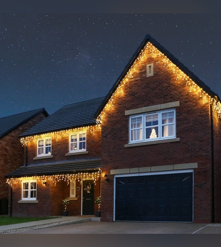 Instalatie Craciun, 80 m, Led-uri ,Franjuri, Alb cald, Flash, Alimentator, Interconectabila, Fir Alb Cauciucat, 220v, Flippy