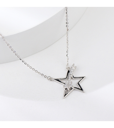 Сребърно колие Падаща Звезда | колекция Delicate Silver | Бижута Invoke.bg