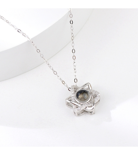 Сребърно колие Звезда с Опал | колекция Delicate Silver | Бижута Invoke.bg