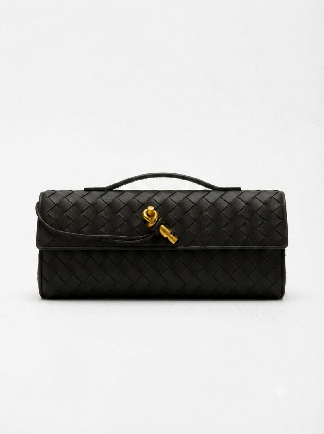 LEATHER CLUTCH IN BLACK