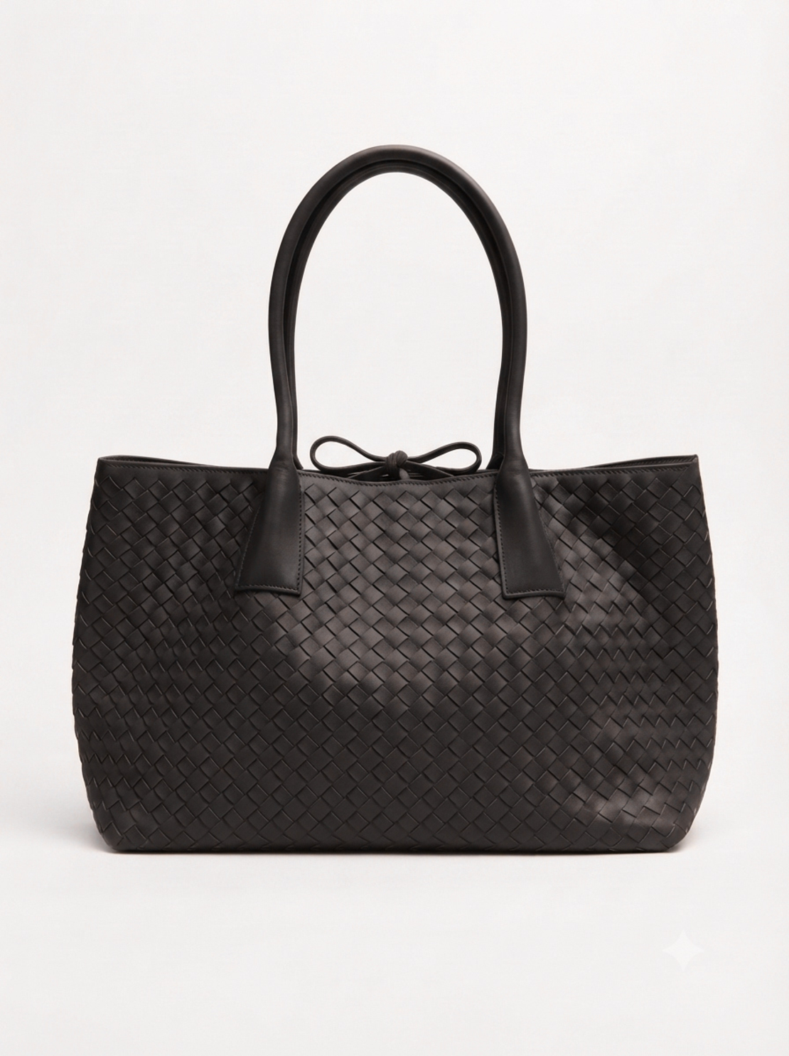 MAXI TOTE IN BLACK