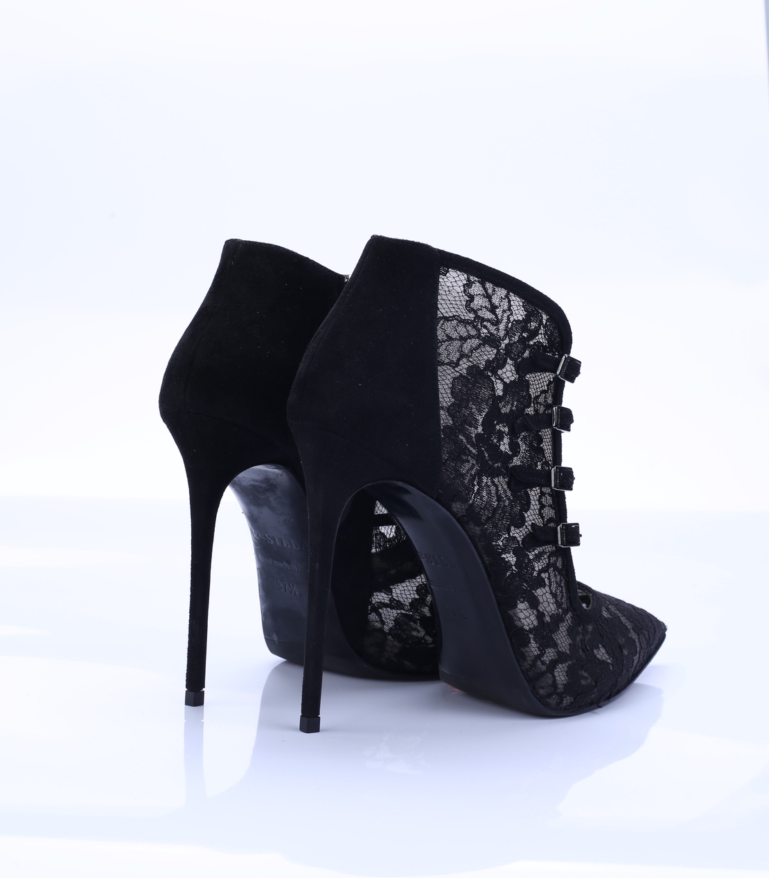 ДАМСКИ ОБУВКИ LE SILLA