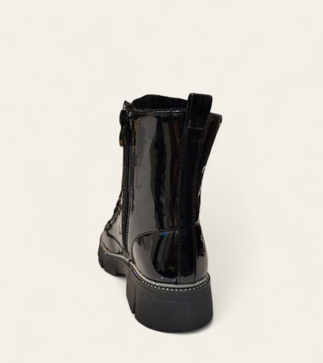 Детски боти в черен цвят с лачено покритие W585016 black