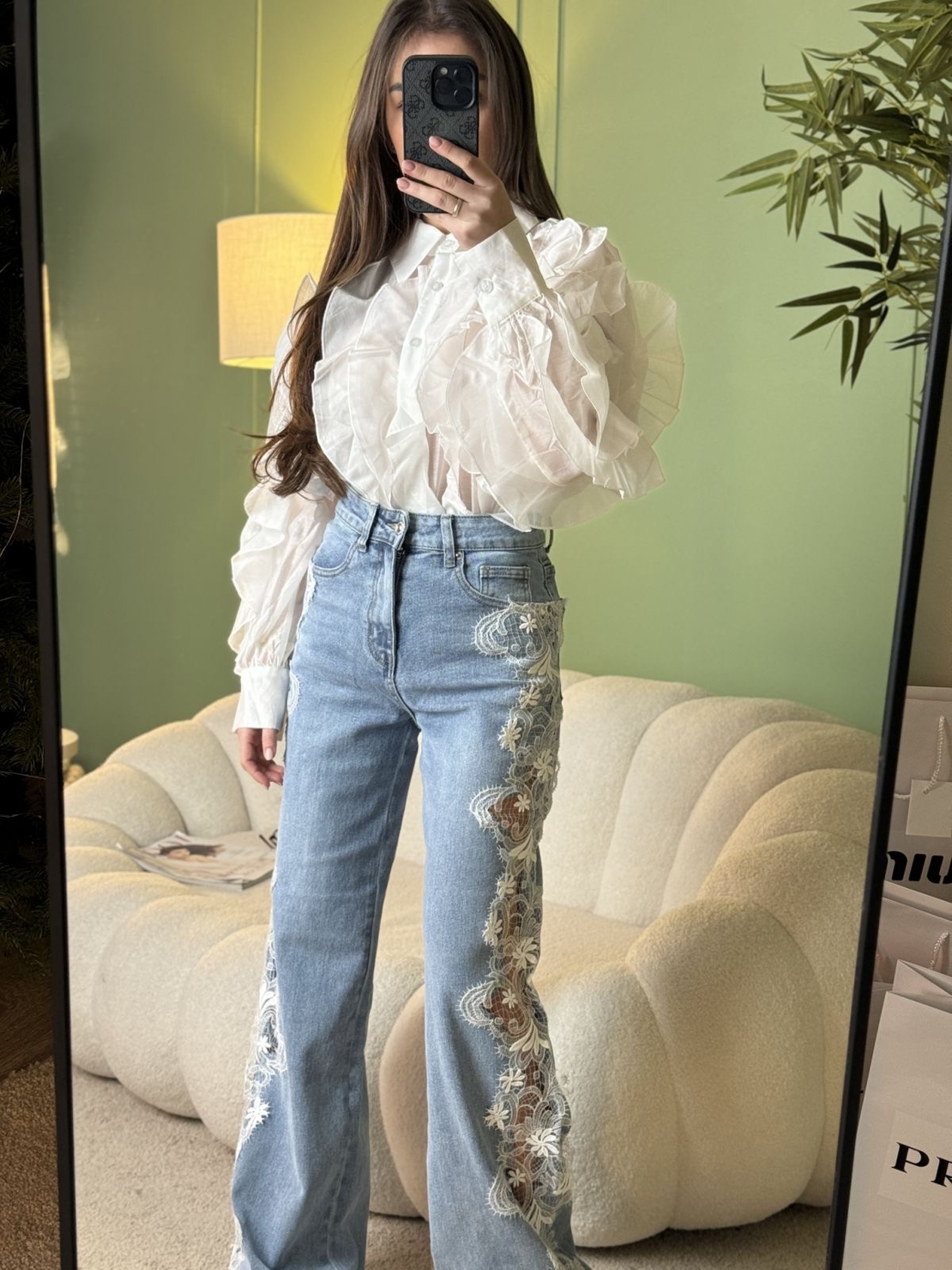 Дамски дънки с дантелена апликация и висока талия