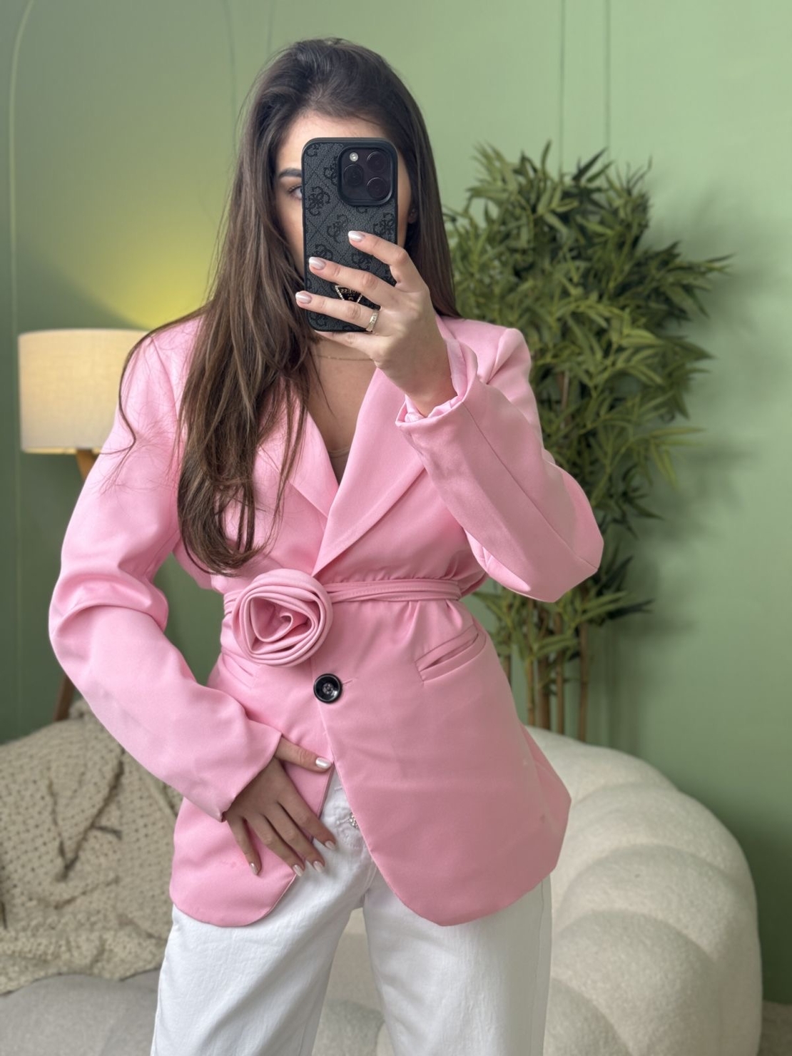 Елегантно розово дамско сако с декоративен колан