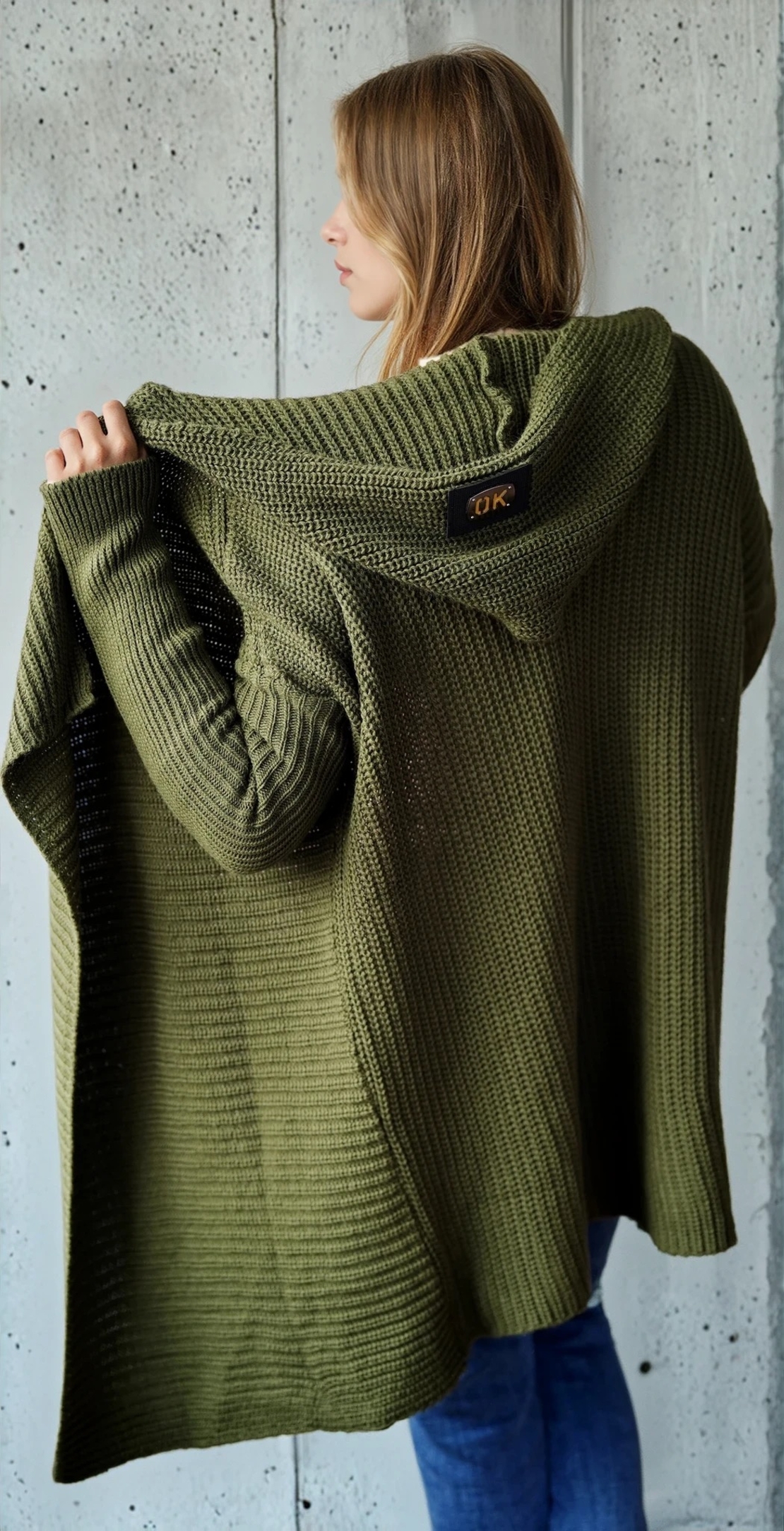 Зелена дълга жилетка