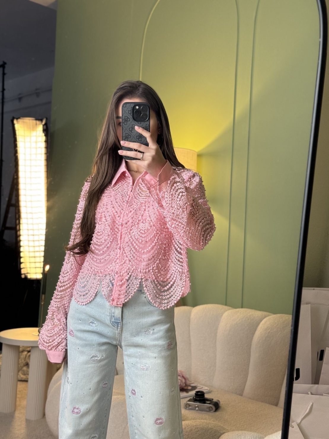 Дамска елегантна розова  дантелена риза с релефен ефект