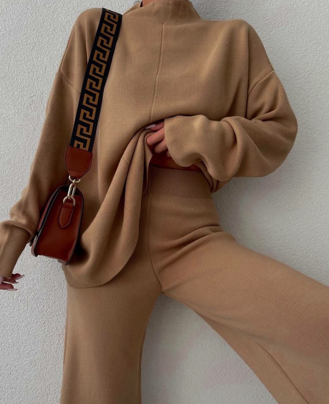 Комплект „Urban Comfort“ с права кройка-бежово