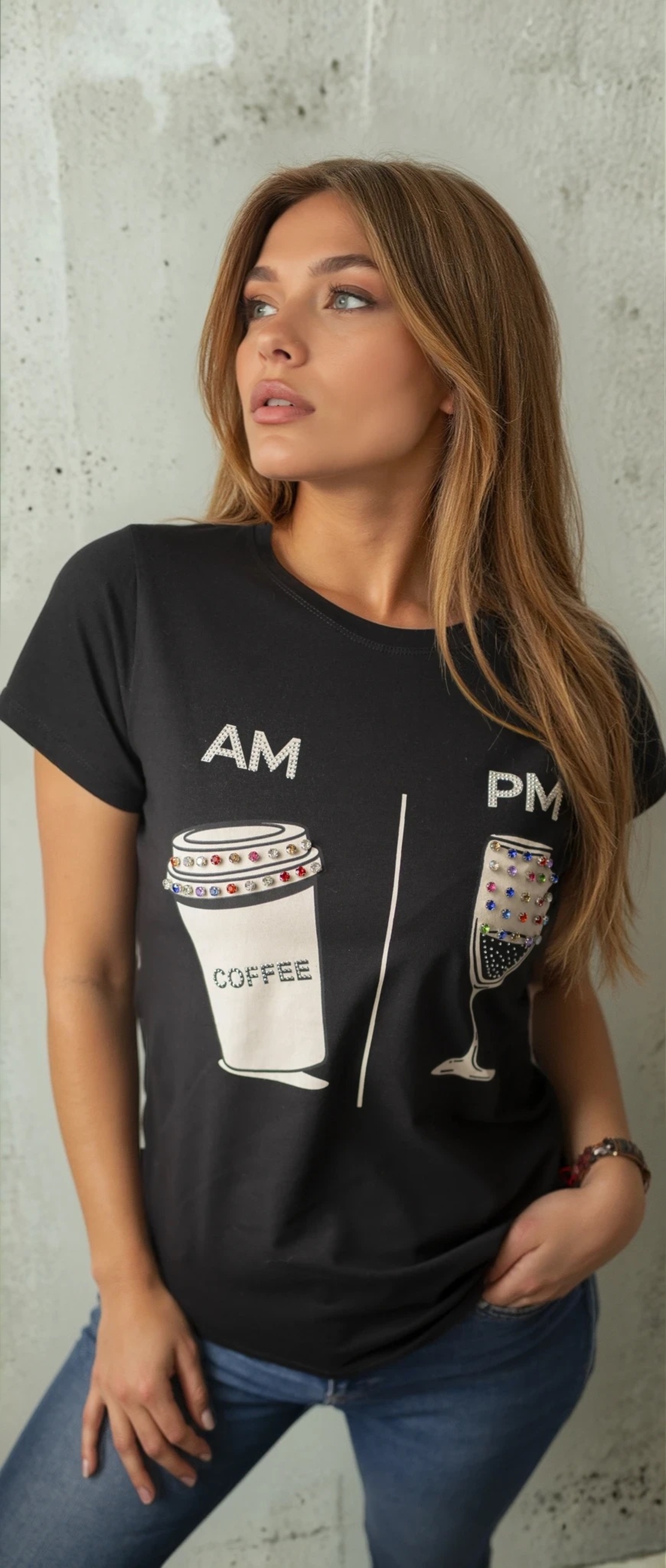 Черна дамска тениска “AM PM” с камъчета
