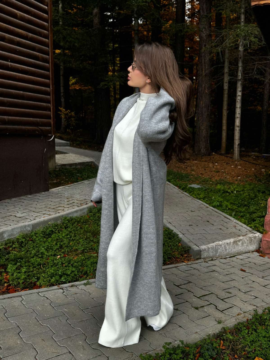 Дълга сива жилетка с широка кройка