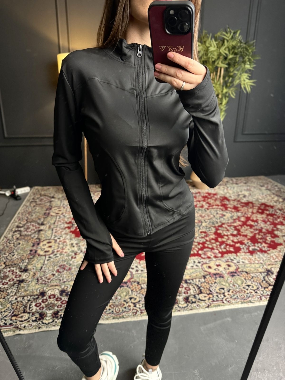 Спортен комплект с цип и клин-черно