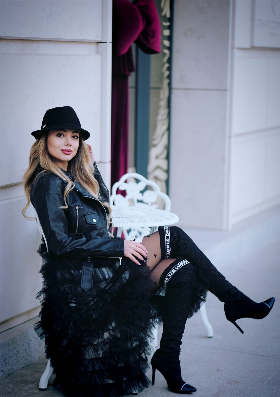 Яке със сваляща се тюлена пола