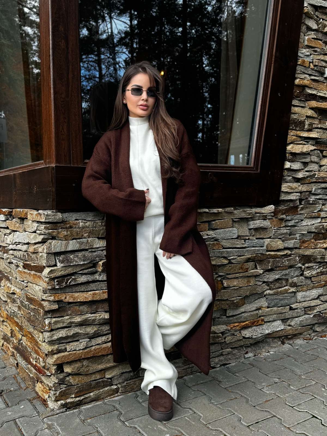 Дълга кафява жилетка с широка кройка