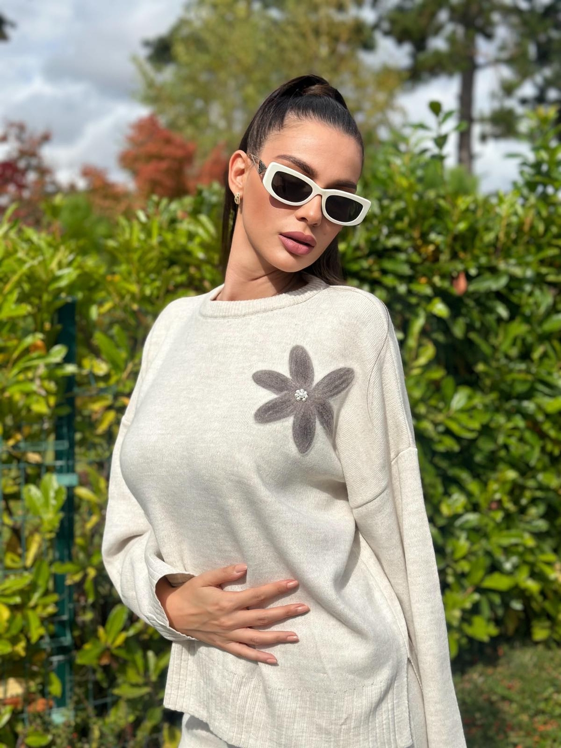 Комплект “Floral Mood” с апликация на цветя-бяло