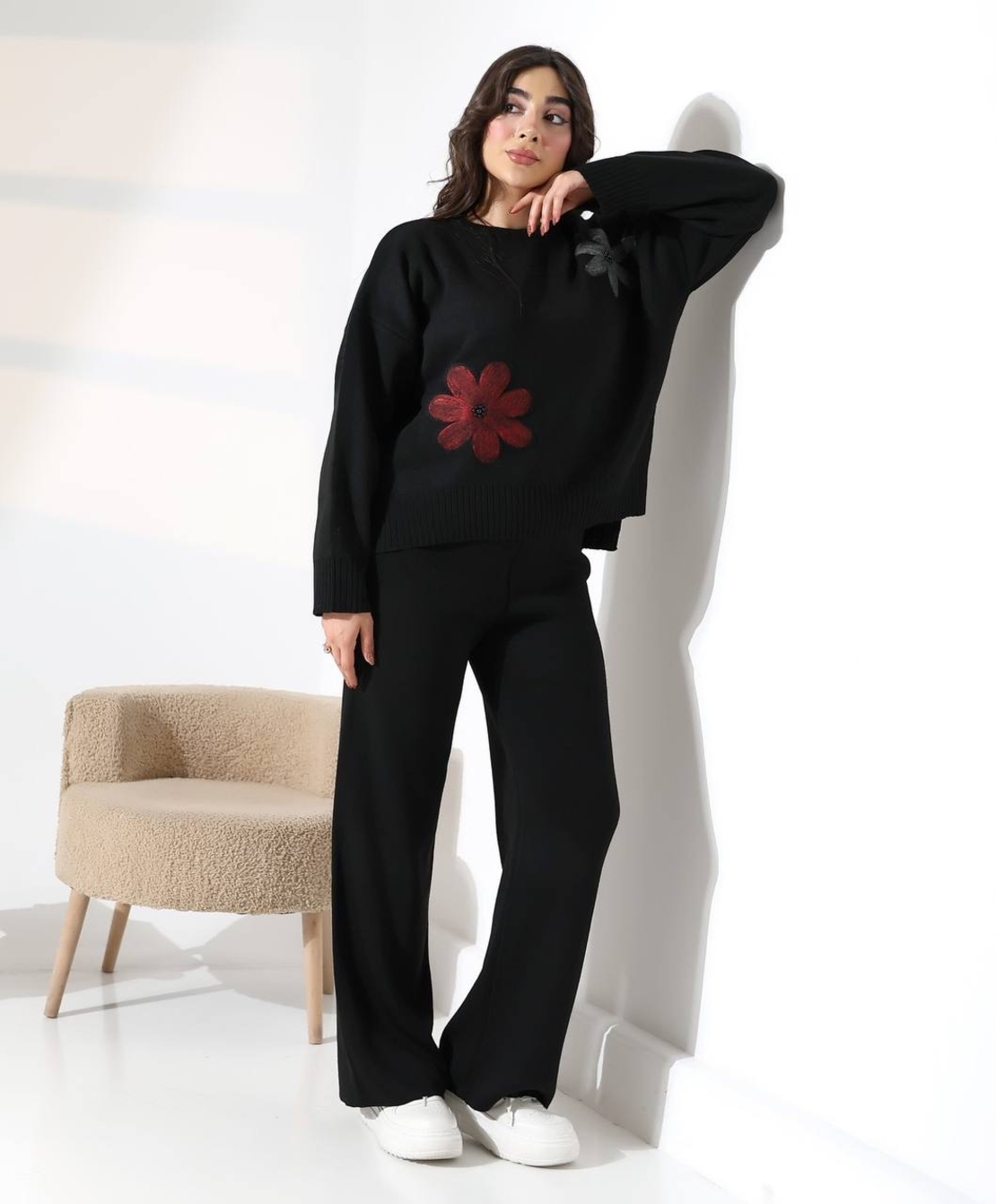 Комплект “Floral Mood” с апликация на цветя-черен