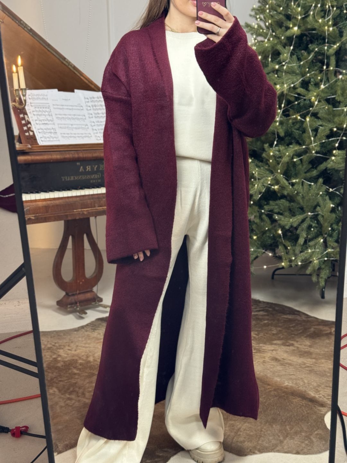 Дълга жилетка с широка кройка в цвят бордо